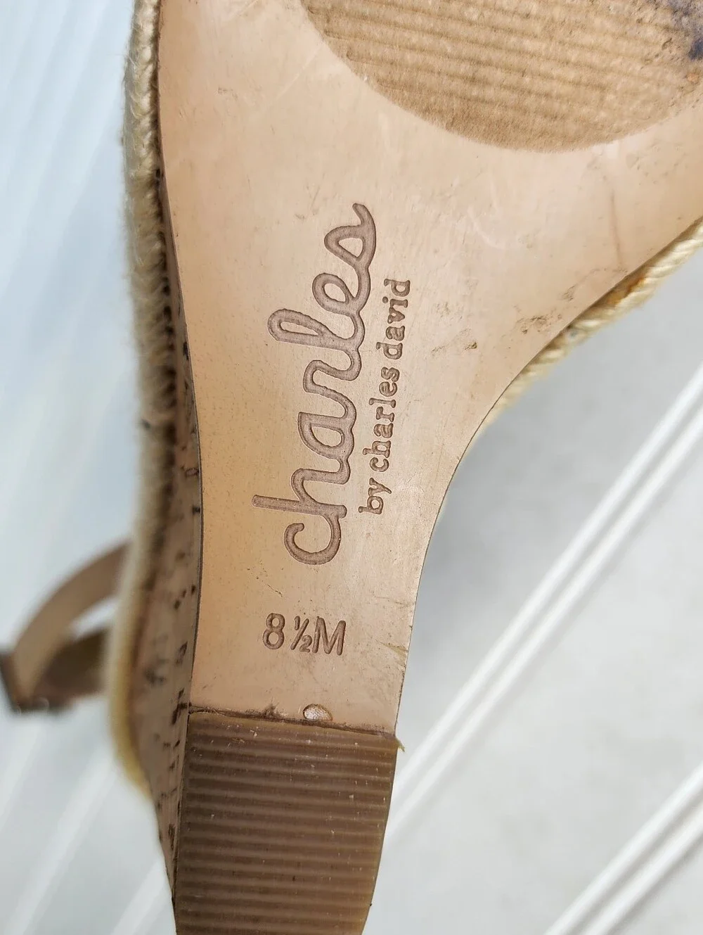 Charles David Women’s Ruffled Beige Suede Espadrille Wedges $170 Size 8.5 M